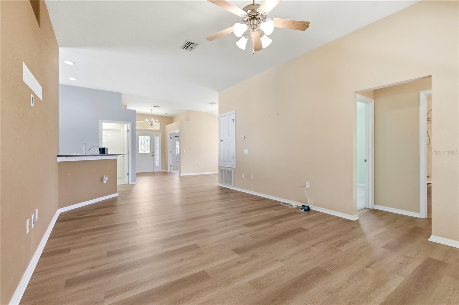 Image 28 of 86 For 9551 Jaybird Lane