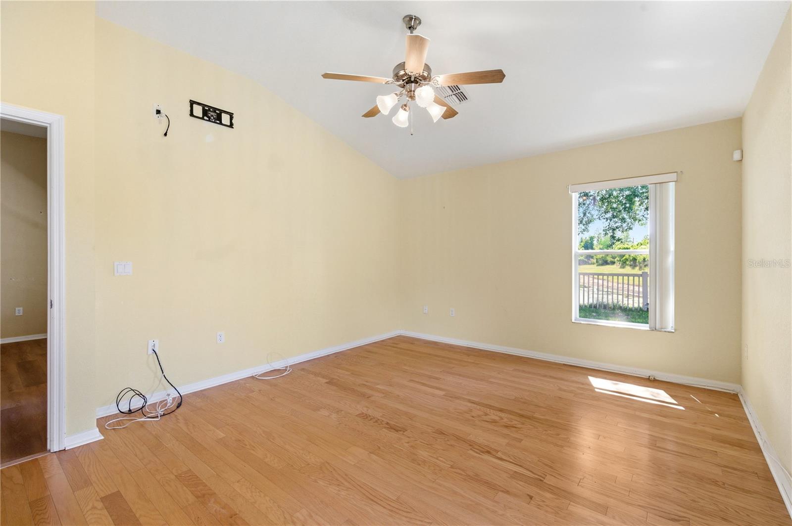 Image 40 of 86 For 9551 Jaybird Lane