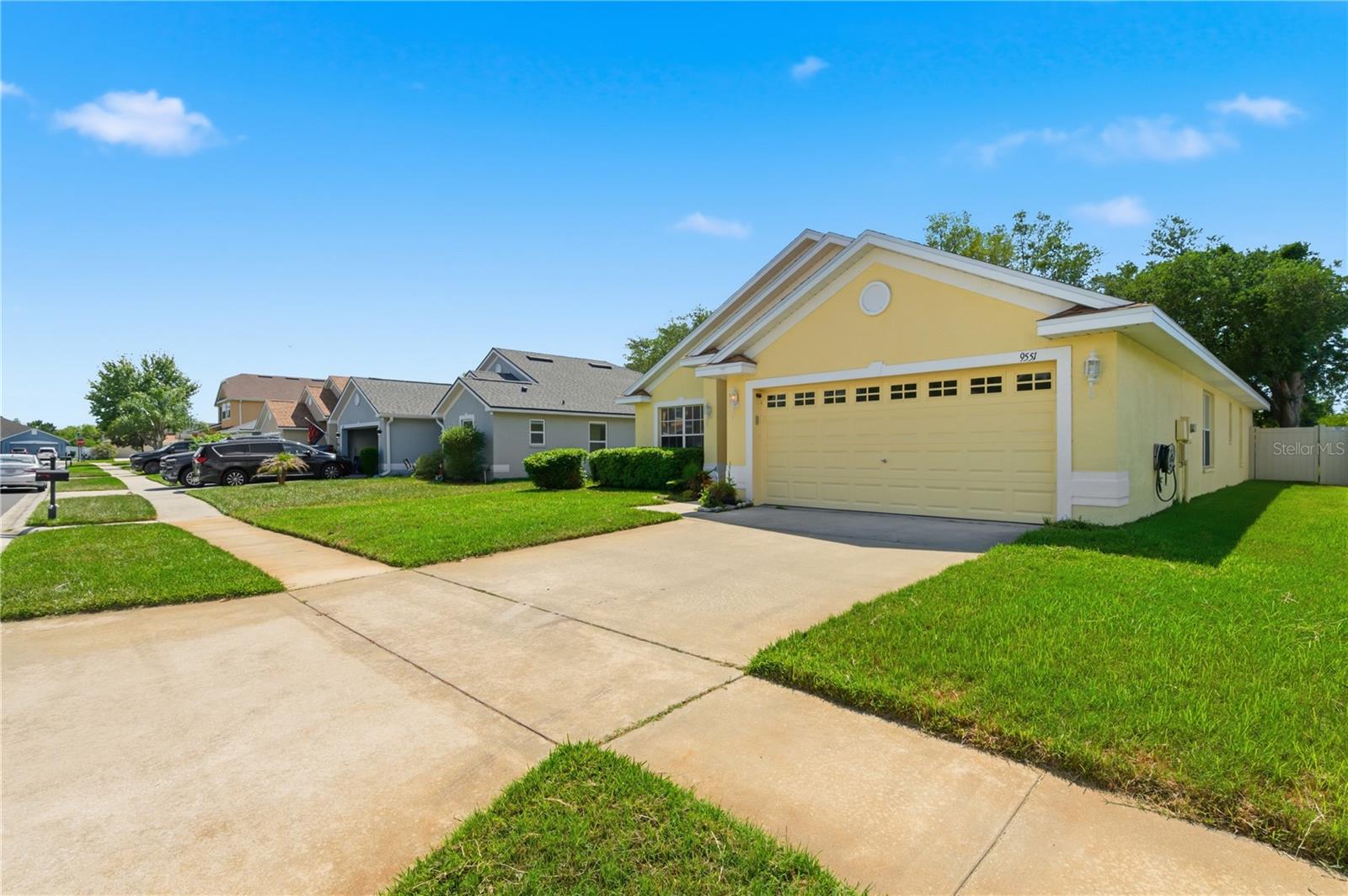 Image 7 of 86 For 9551 Jaybird Lane