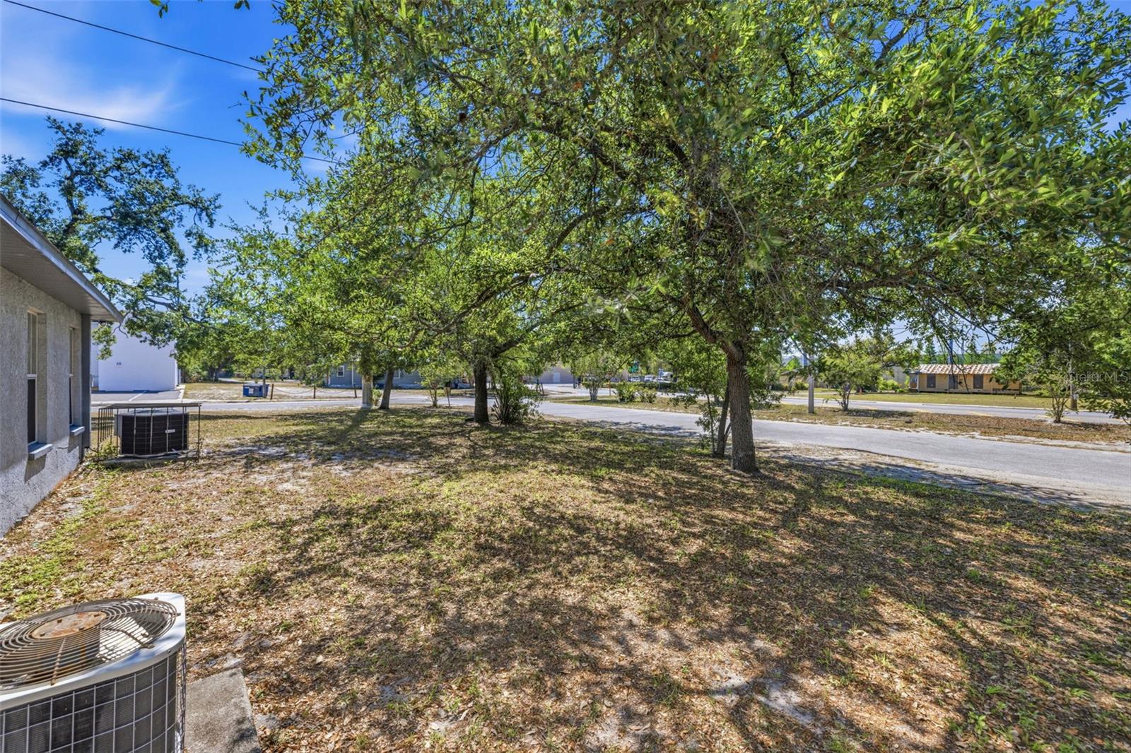 Image 18 of 32 For 2421 17th Avenue