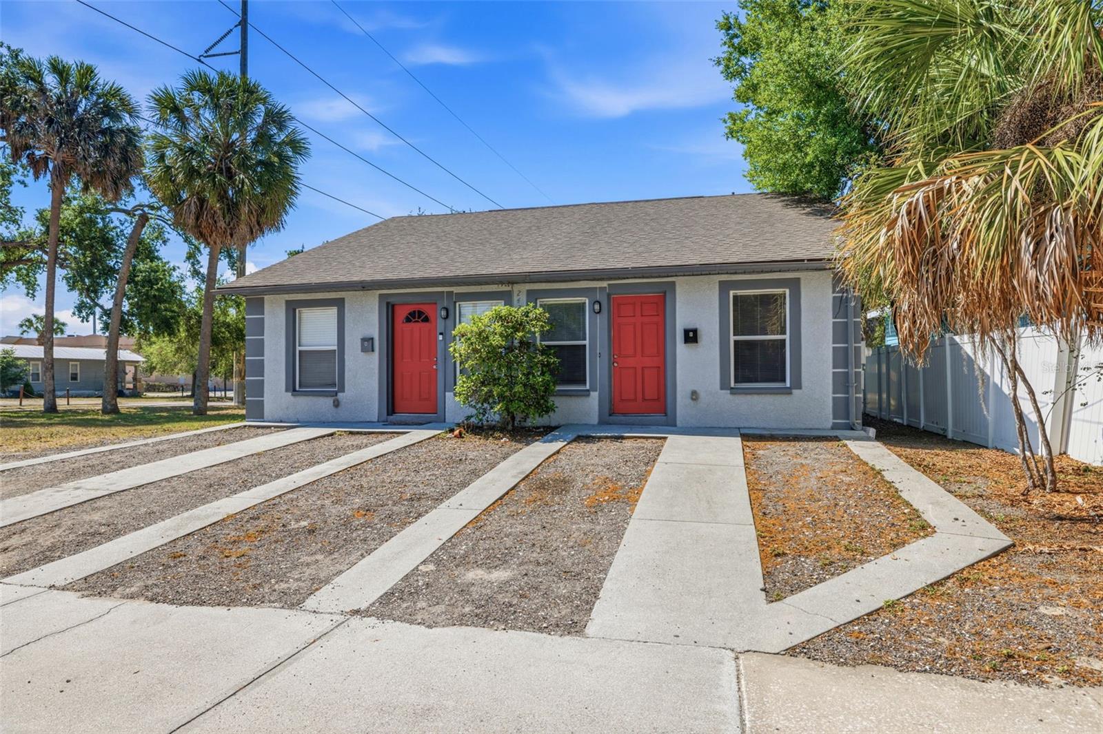 Image 2 of 32 For 2421 17th Avenue