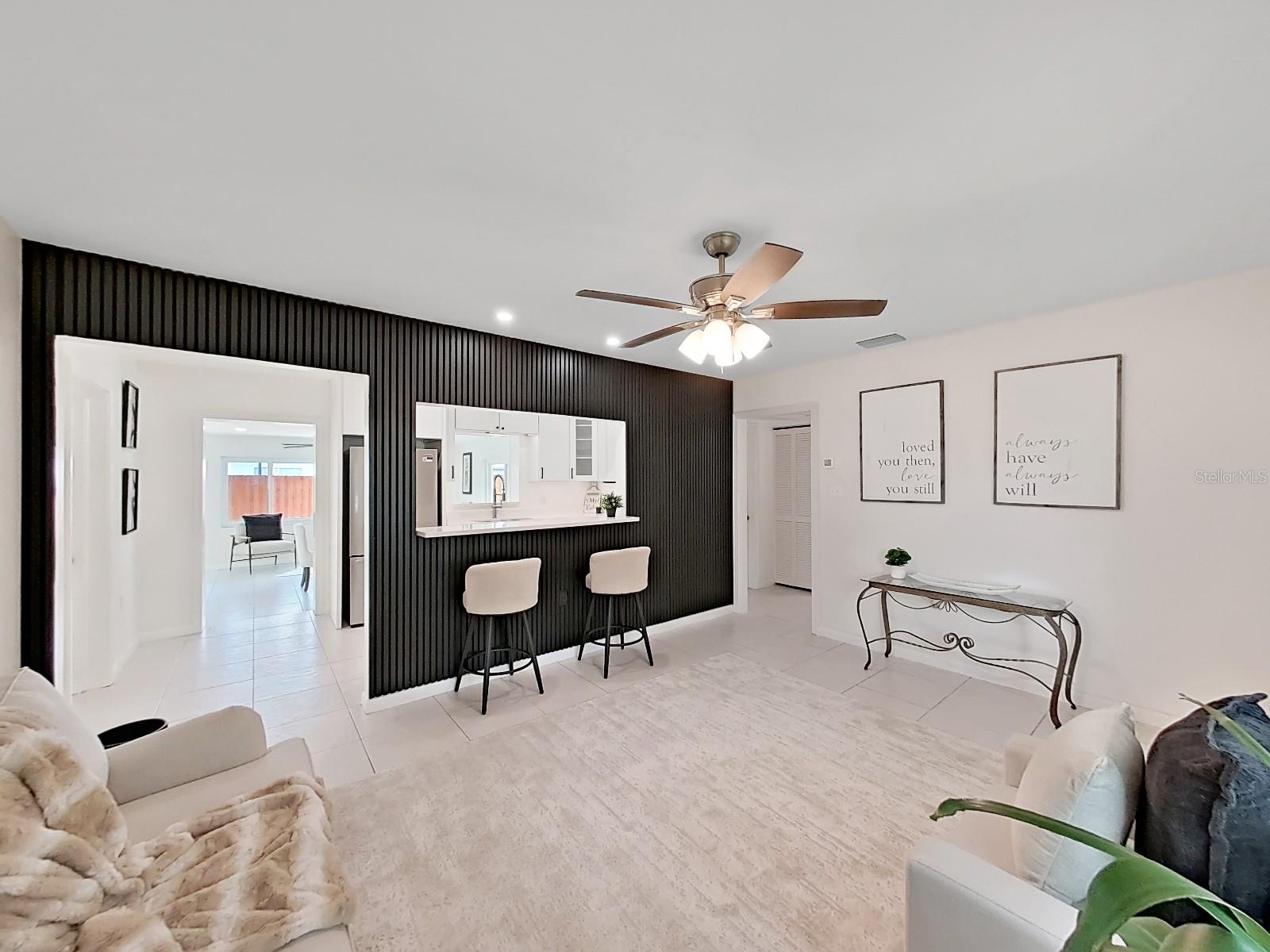 Image 10 of 37 For 4610 Bay Villa Avenue