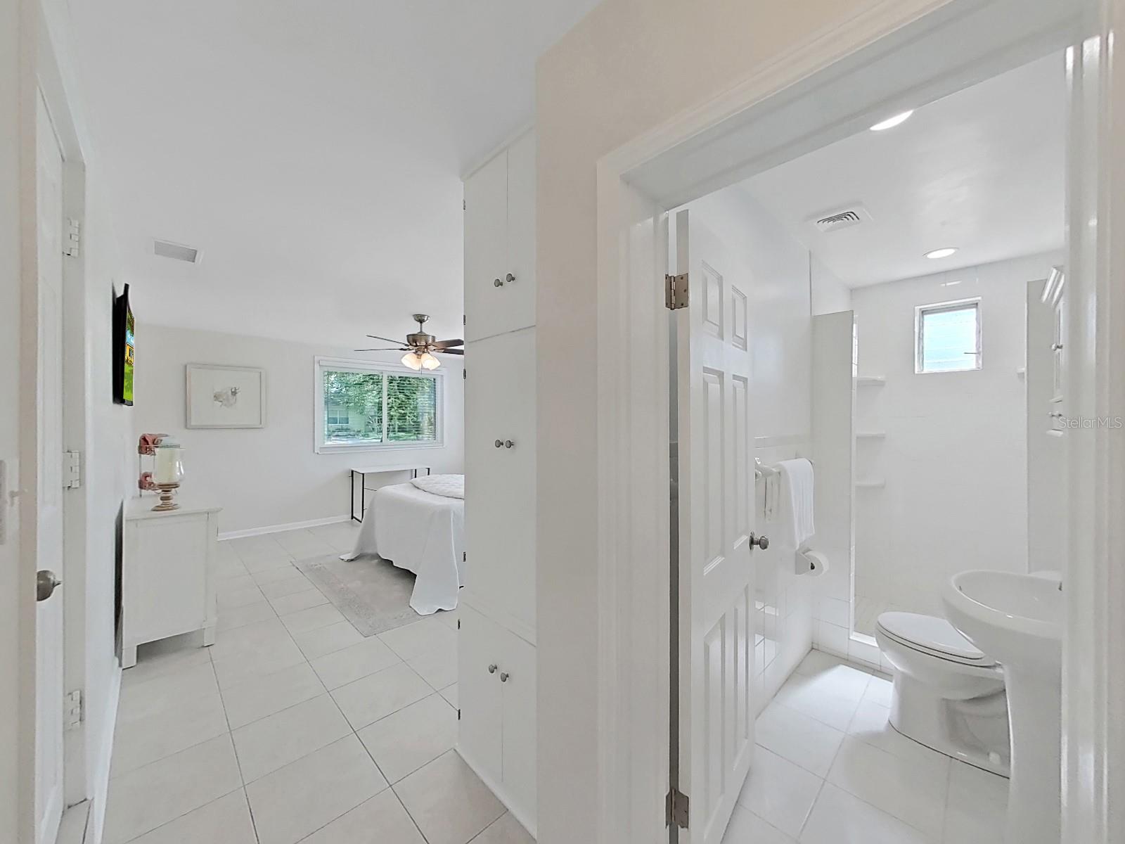 Image 27 of 37 For 4610 Bay Villa Avenue