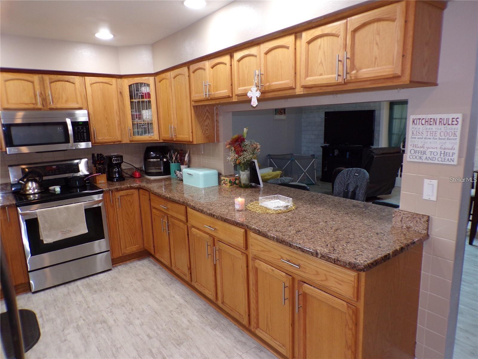 Image 10 of 32 For 4150 104th Avenue N