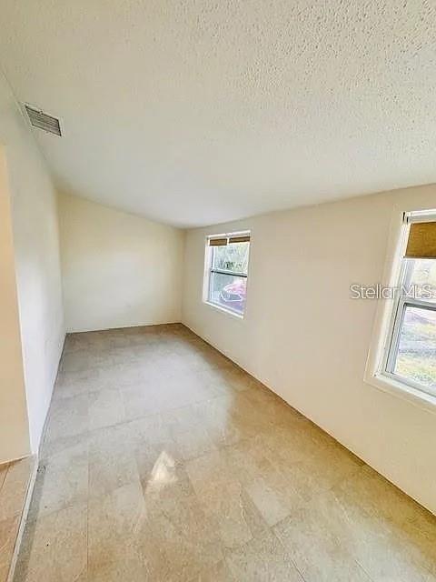 Image 11 of 19 For 209 Emily Street