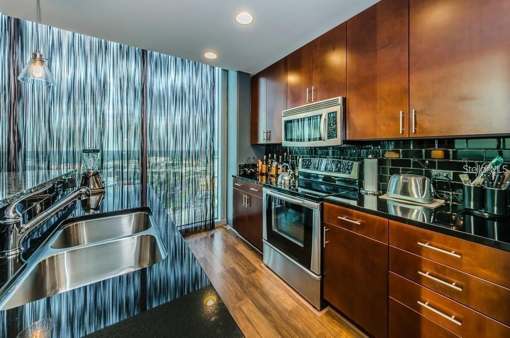 Image 7 of 22 For 777 Ashley Drive 2403