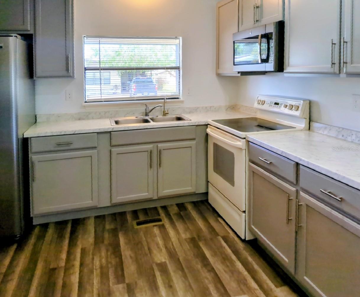 Image 10 of 32 For 34351 Timberland Boulevard