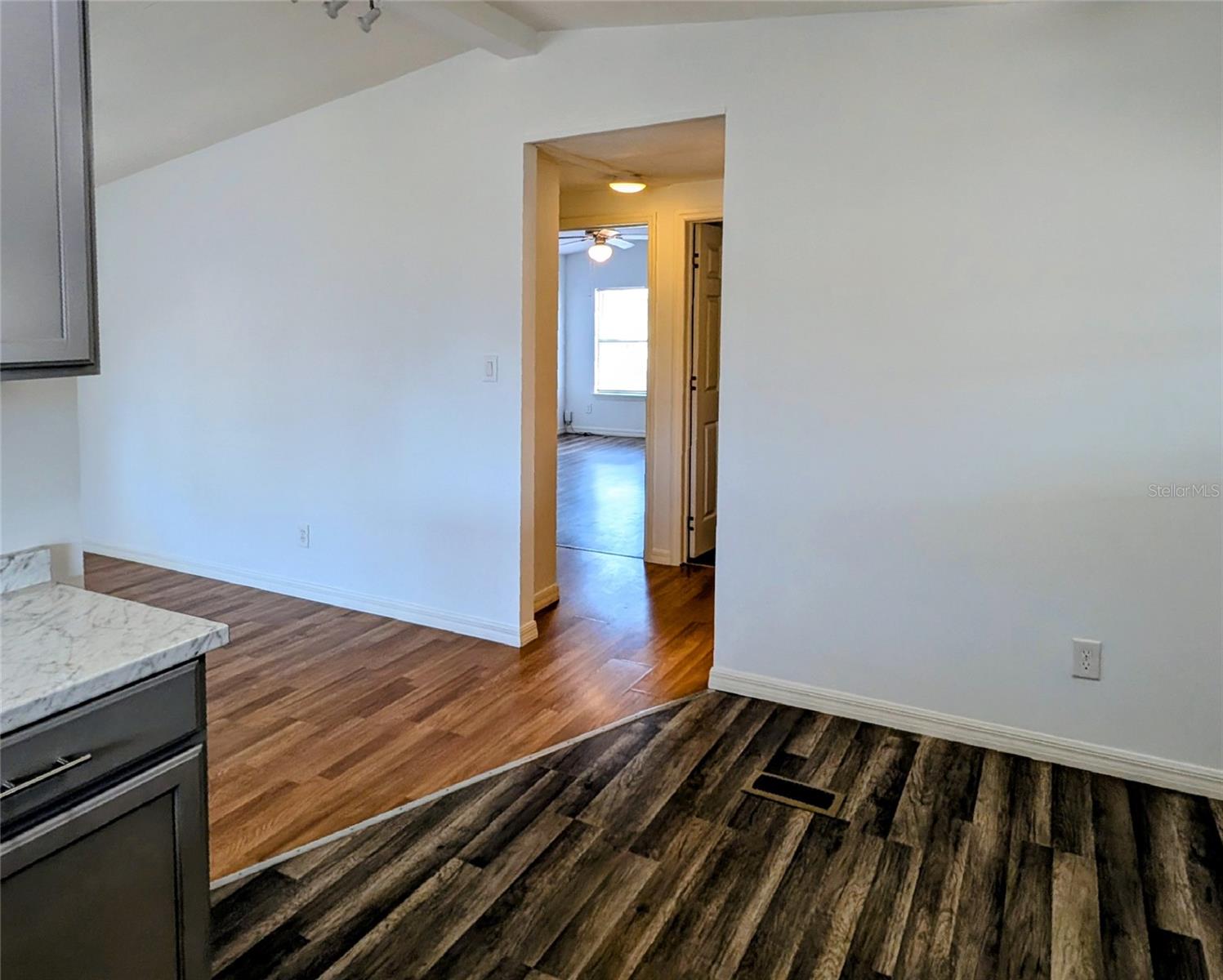 Image 11 of 32 For 34351 Timberland Boulevard