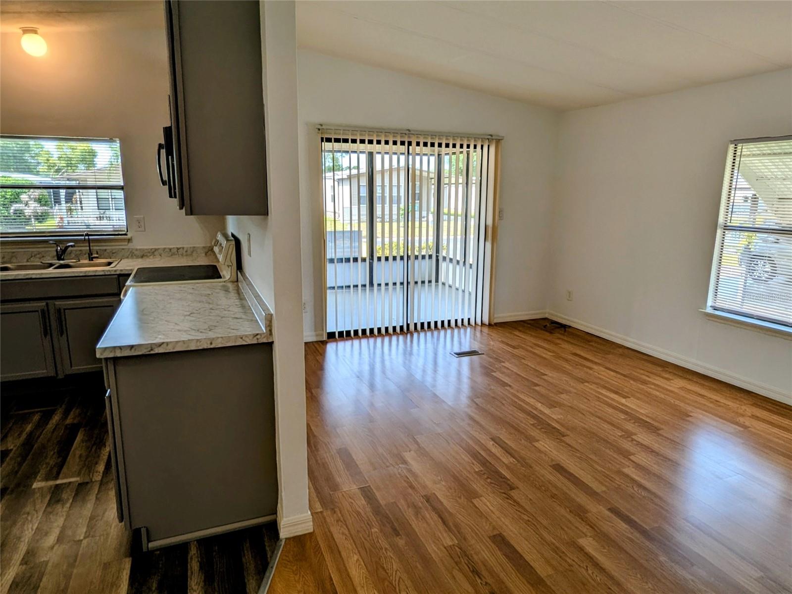Image 7 of 32 For 34351 Timberland Boulevard