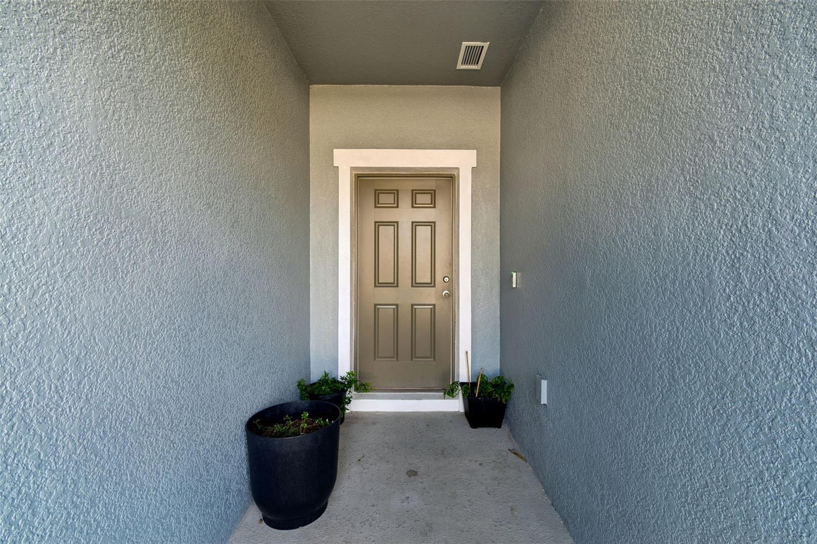 Image 5 of 80 For 705 Garden Oaks Square