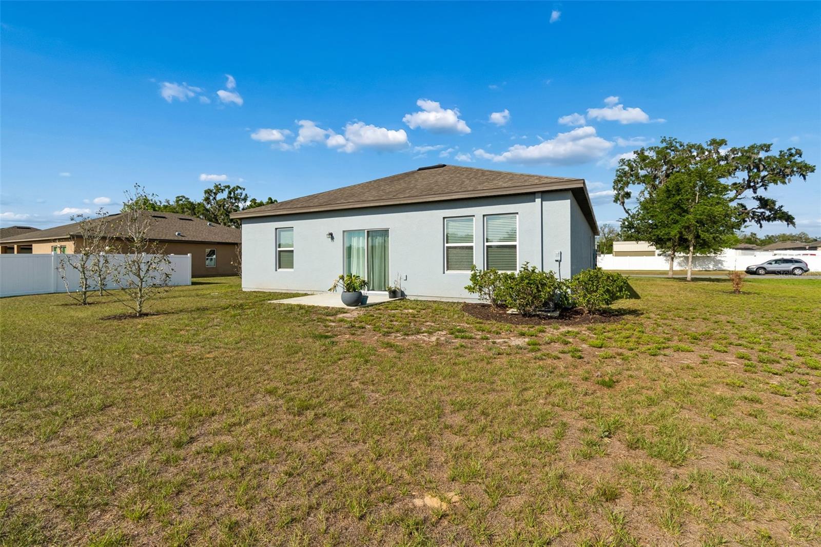 Image 67 of 80 For 705 Garden Oaks Square