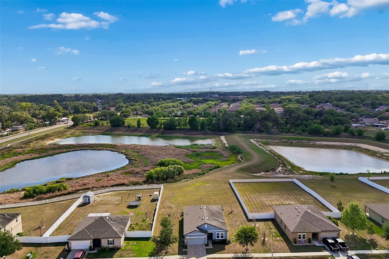 Image 78 of 80 For 705 Garden Oaks Square