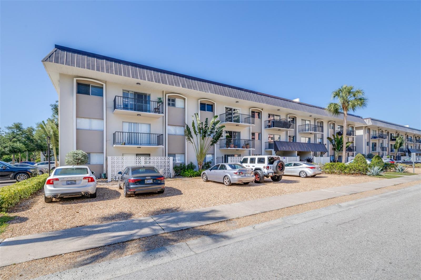 Details for 4606 Gray Street 107, TAMPA, FL 33609