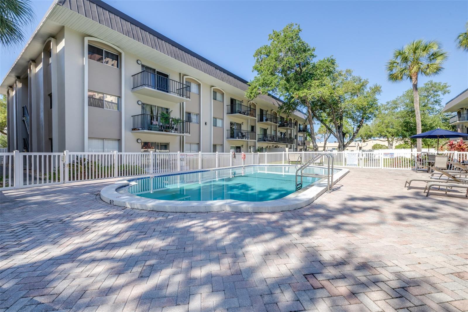 Image 20 of 27 For 4606 Gray Street 107