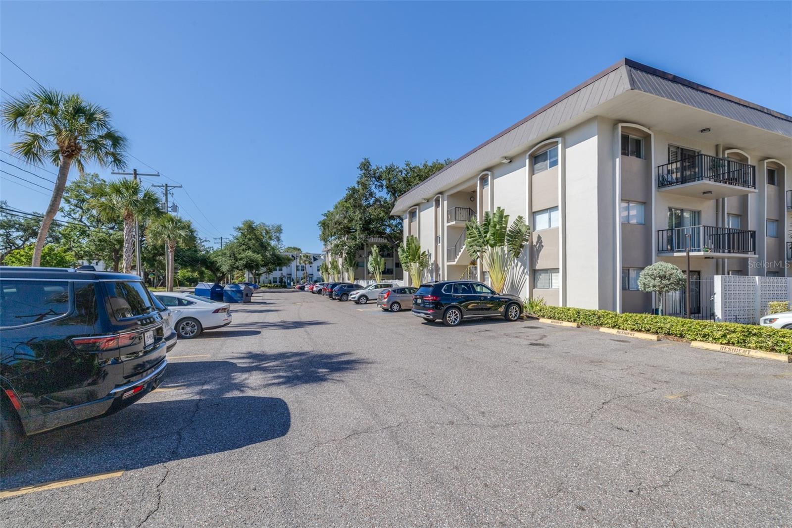 Image 25 of 27 For 4606 Gray Street 107