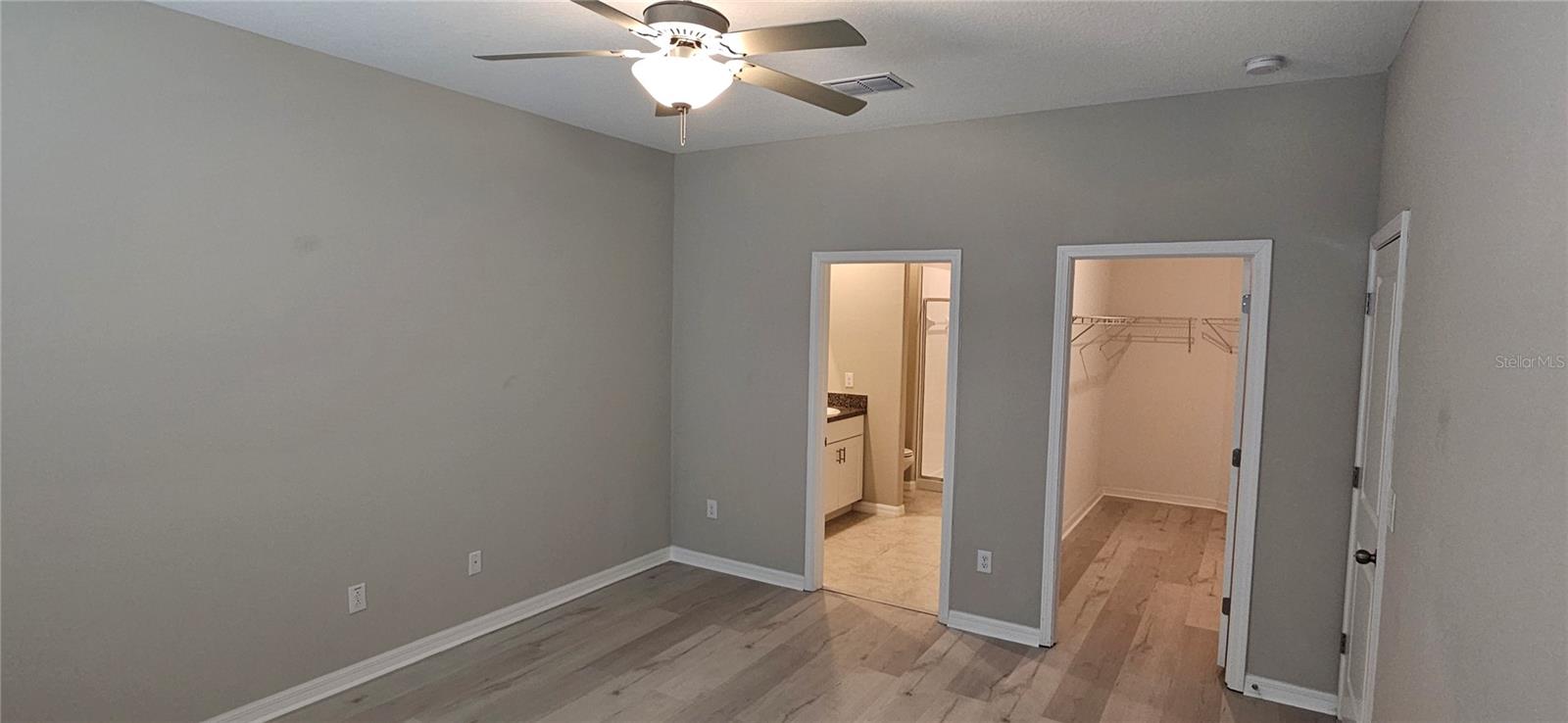 Image 14 of 29 For 13475 Crest Lake Drive