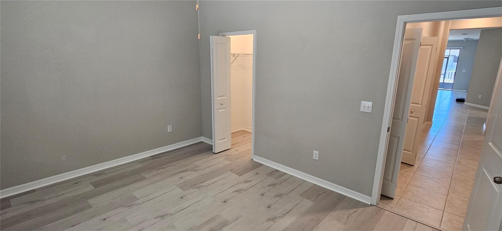 Image 19 of 29 For 13475 Crest Lake Drive