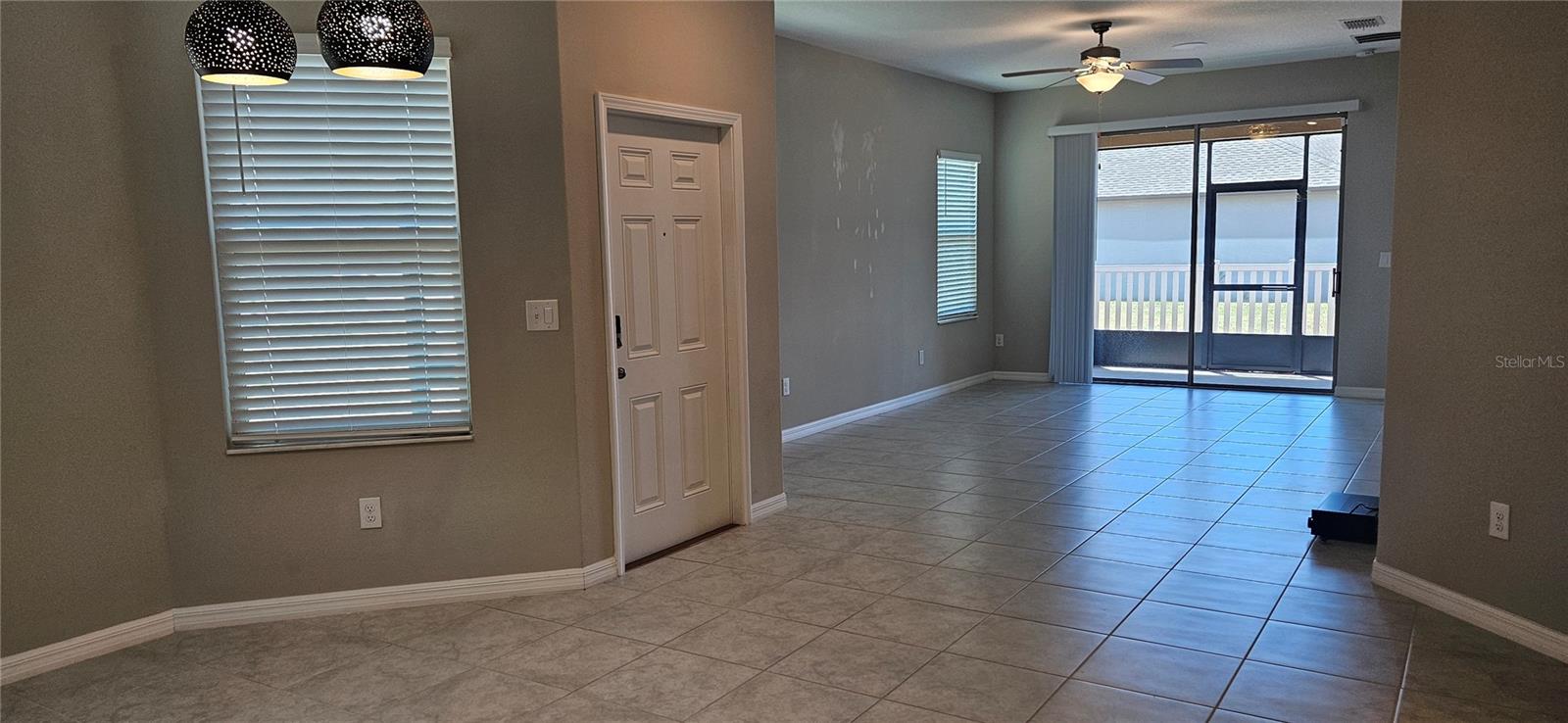 Image 4 of 29 For 13475 Crest Lake Drive