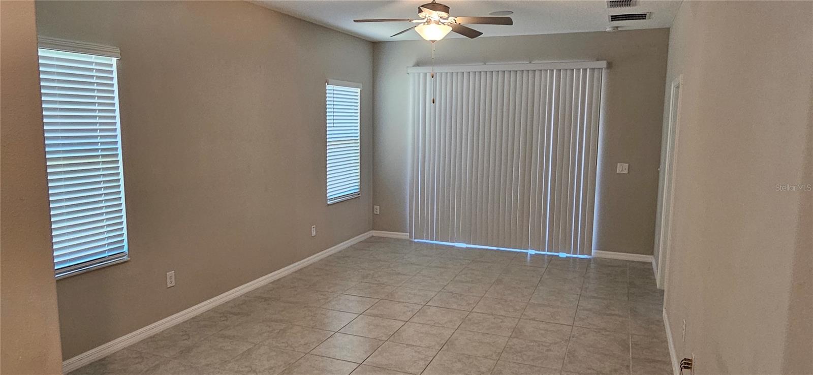 Image 5 of 29 For 13475 Crest Lake Drive