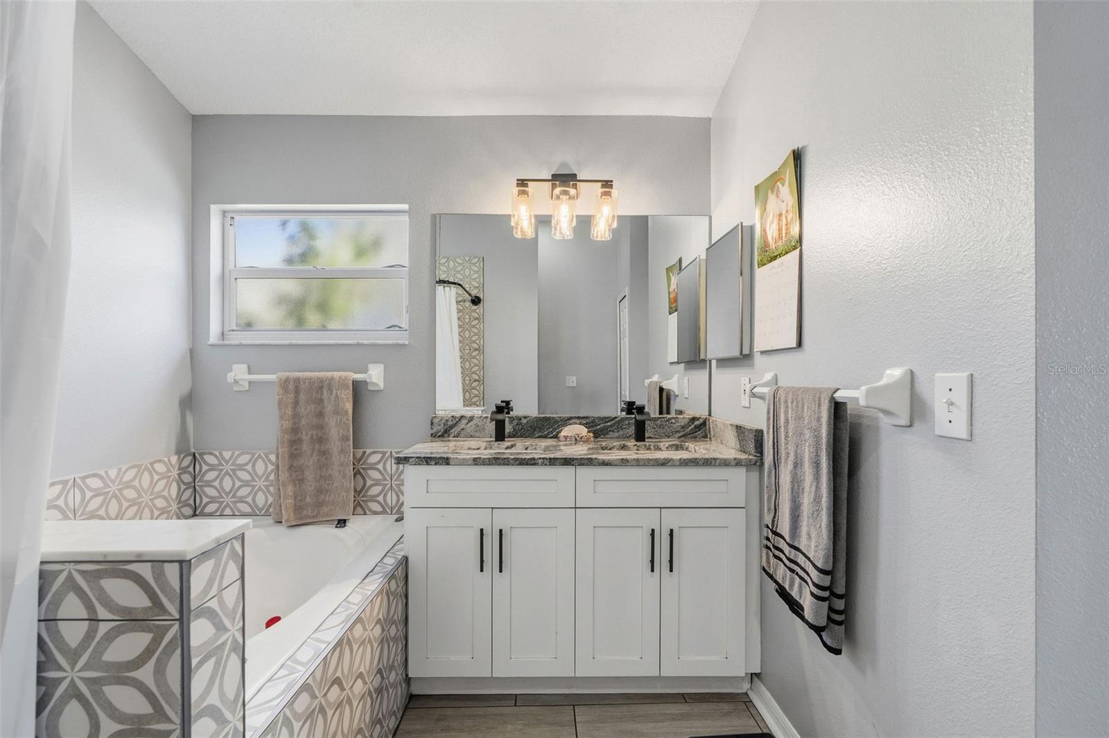 Image 17 of 29 For 10903 Arbor Ridge Drive