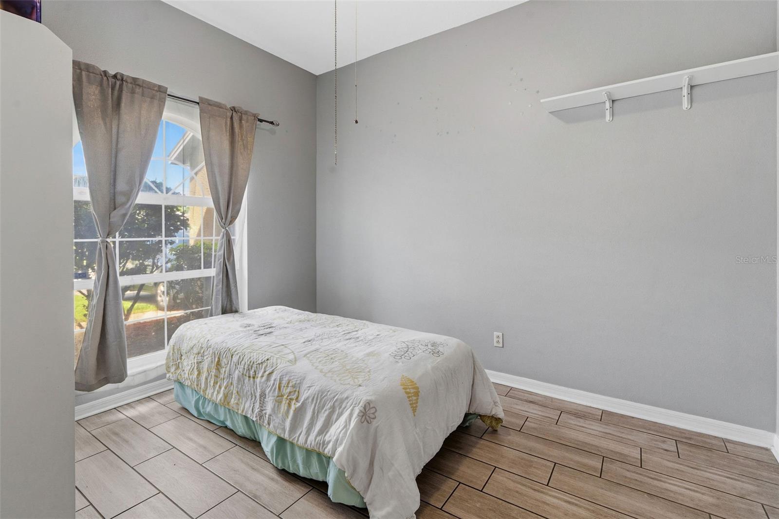 Image 23 of 29 For 10903 Arbor Ridge Drive