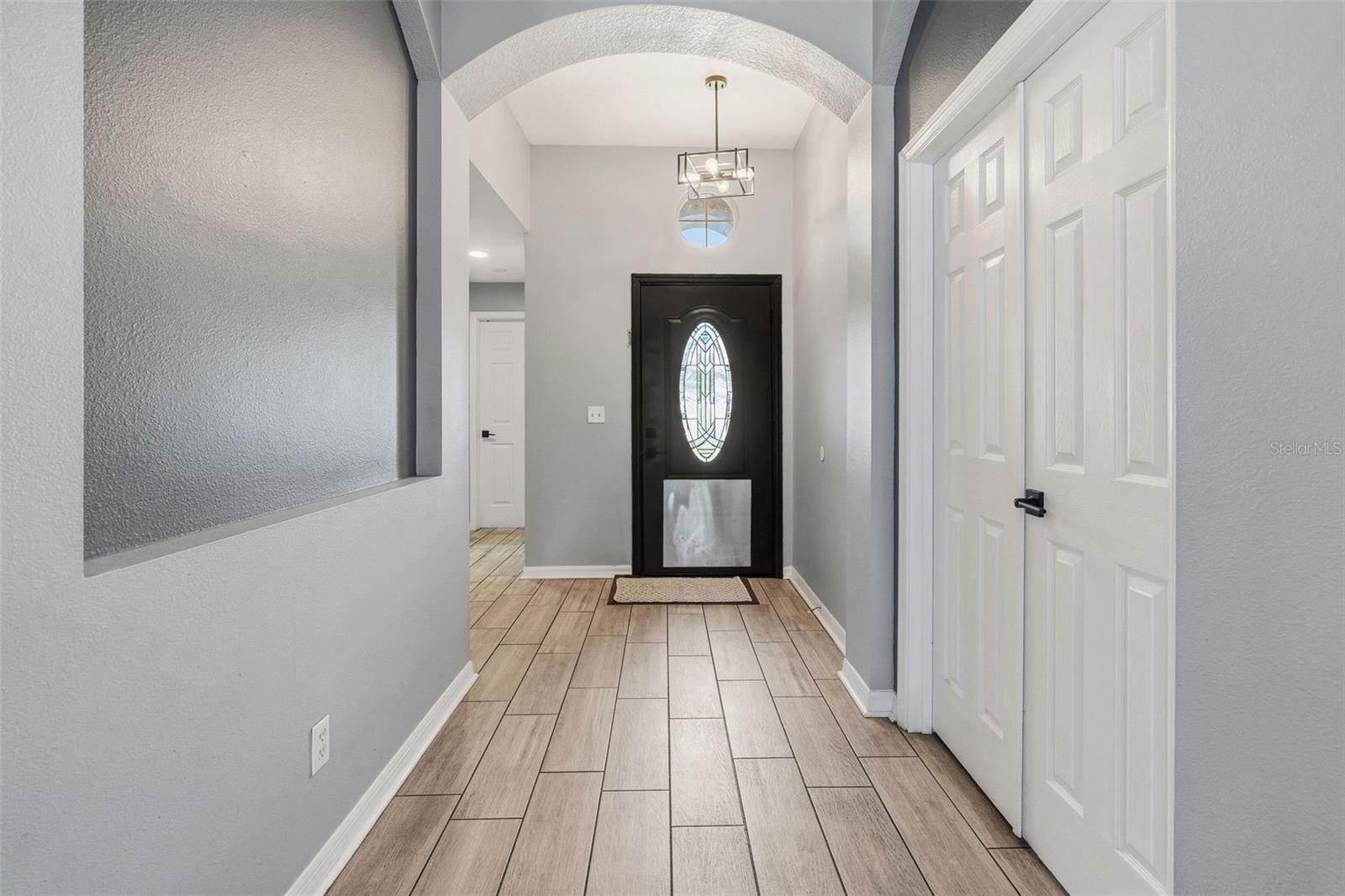Image 4 of 29 For 10903 Arbor Ridge Drive