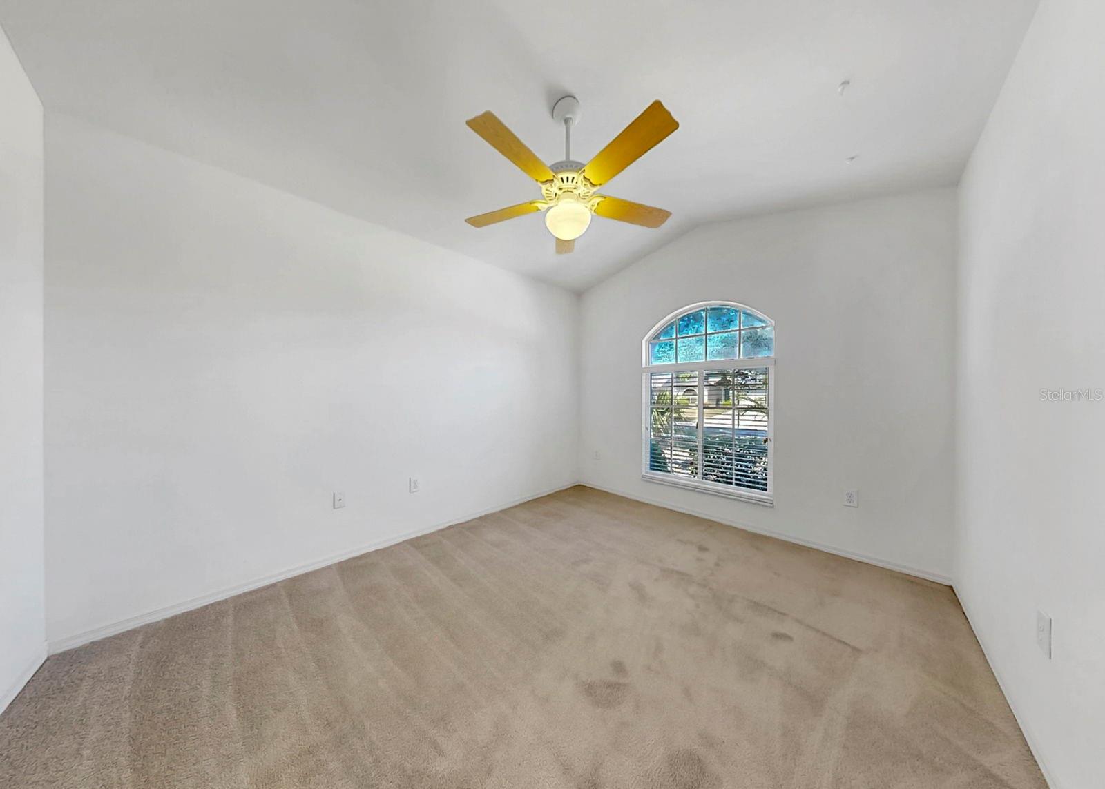 Image 16 of 69 For 10725 Deepbrook Dr