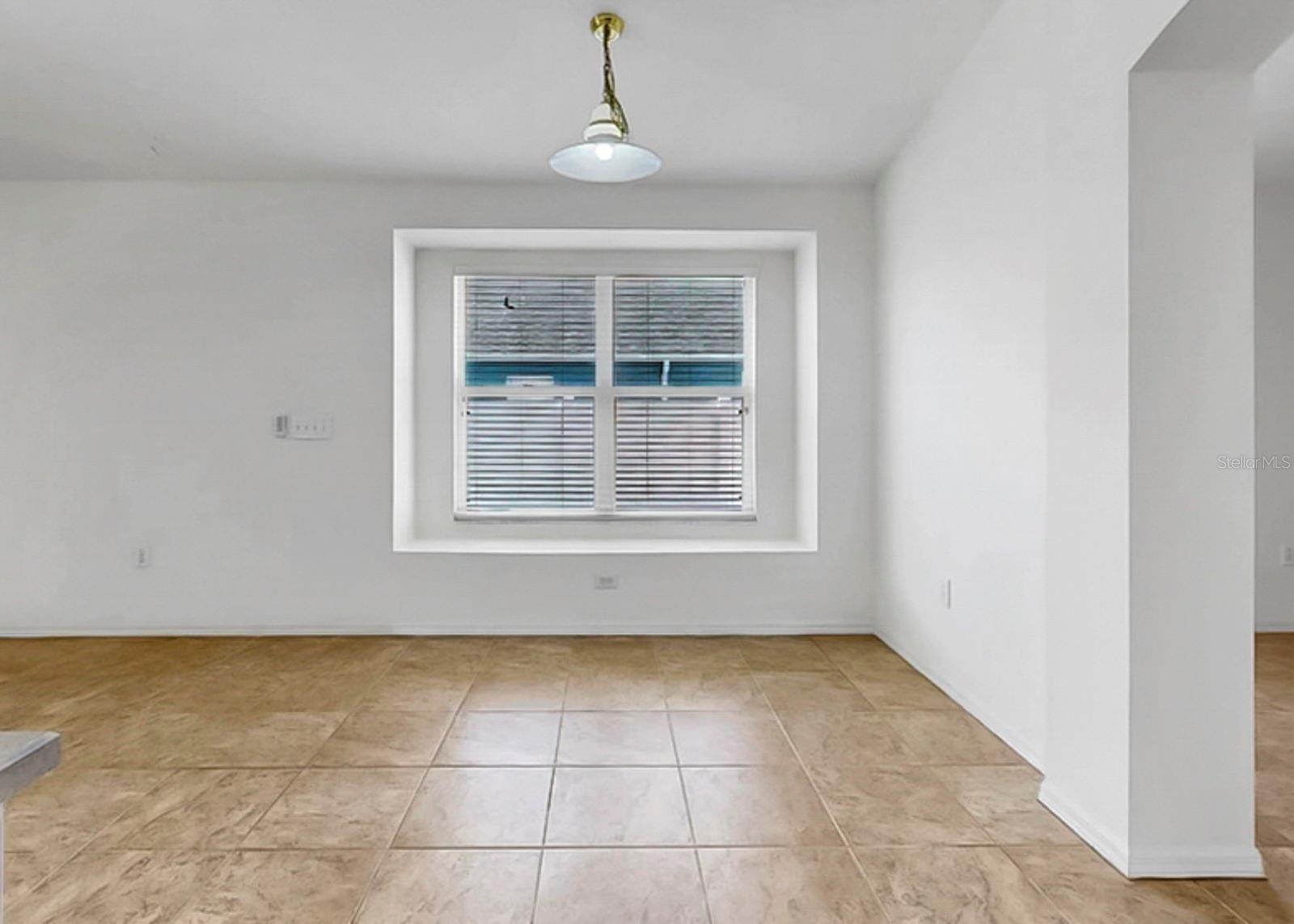 Image 25 of 69 For 10725 Deepbrook Dr