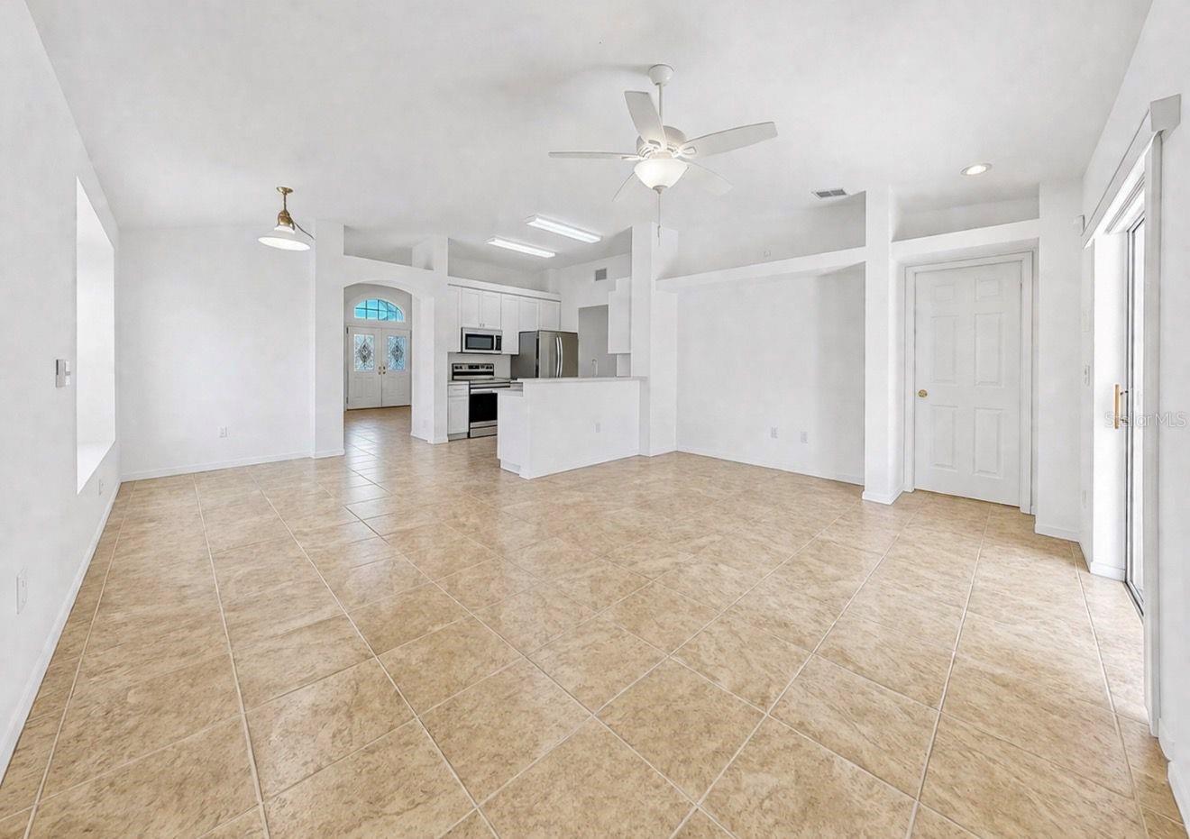 Image 27 of 69 For 10725 Deepbrook Dr