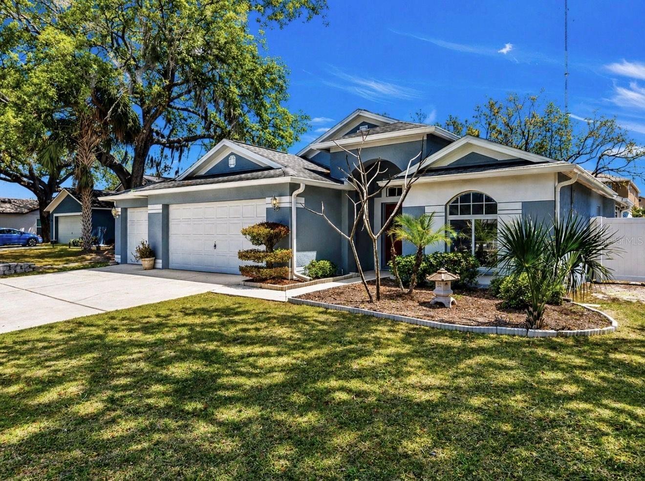 Image 3 of 69 For 10725 Deepbrook Dr