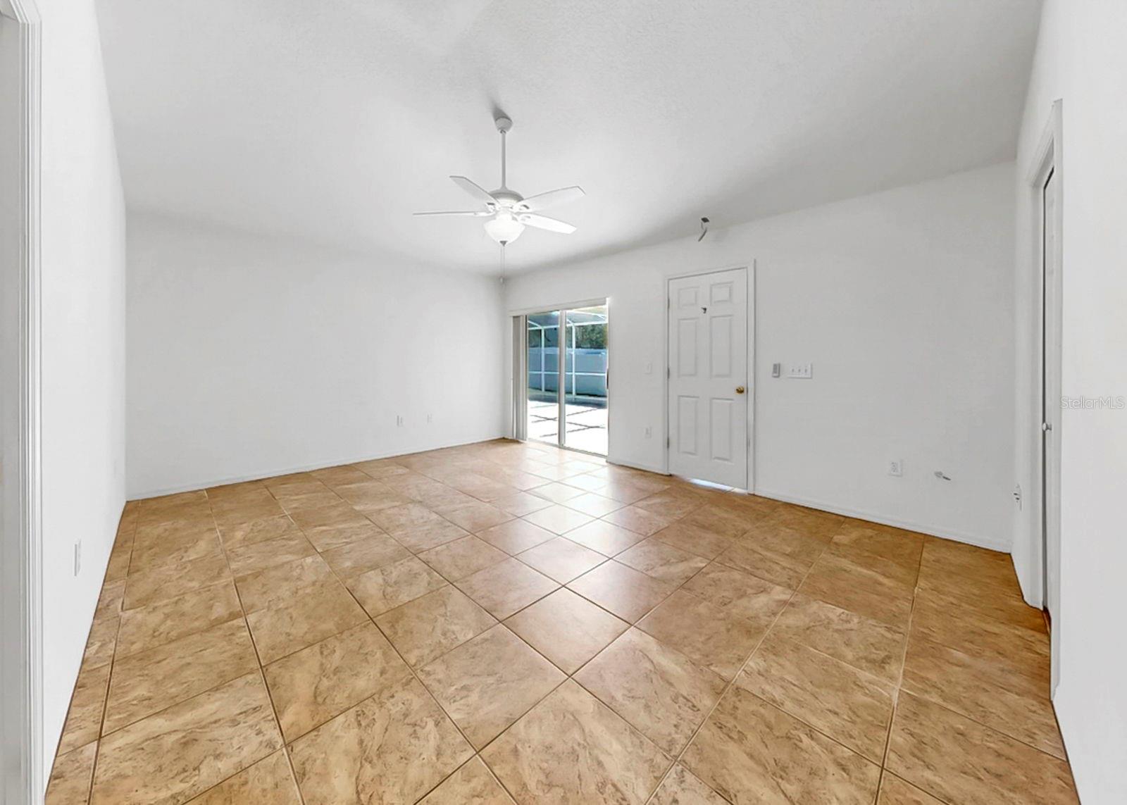 Image 32 of 69 For 10725 Deepbrook Dr