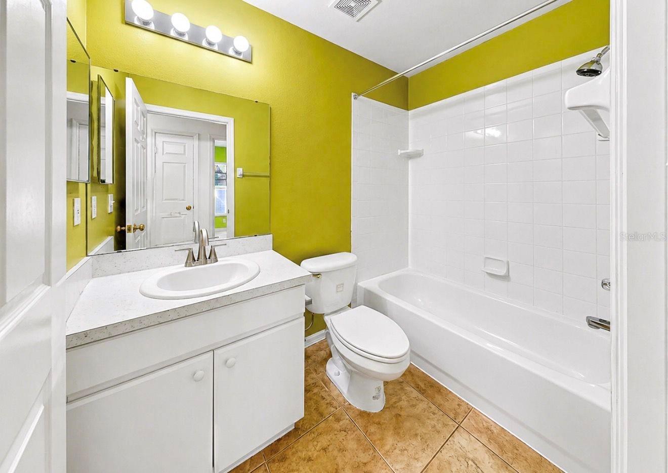 Image 38 of 69 For 10725 Deepbrook Dr