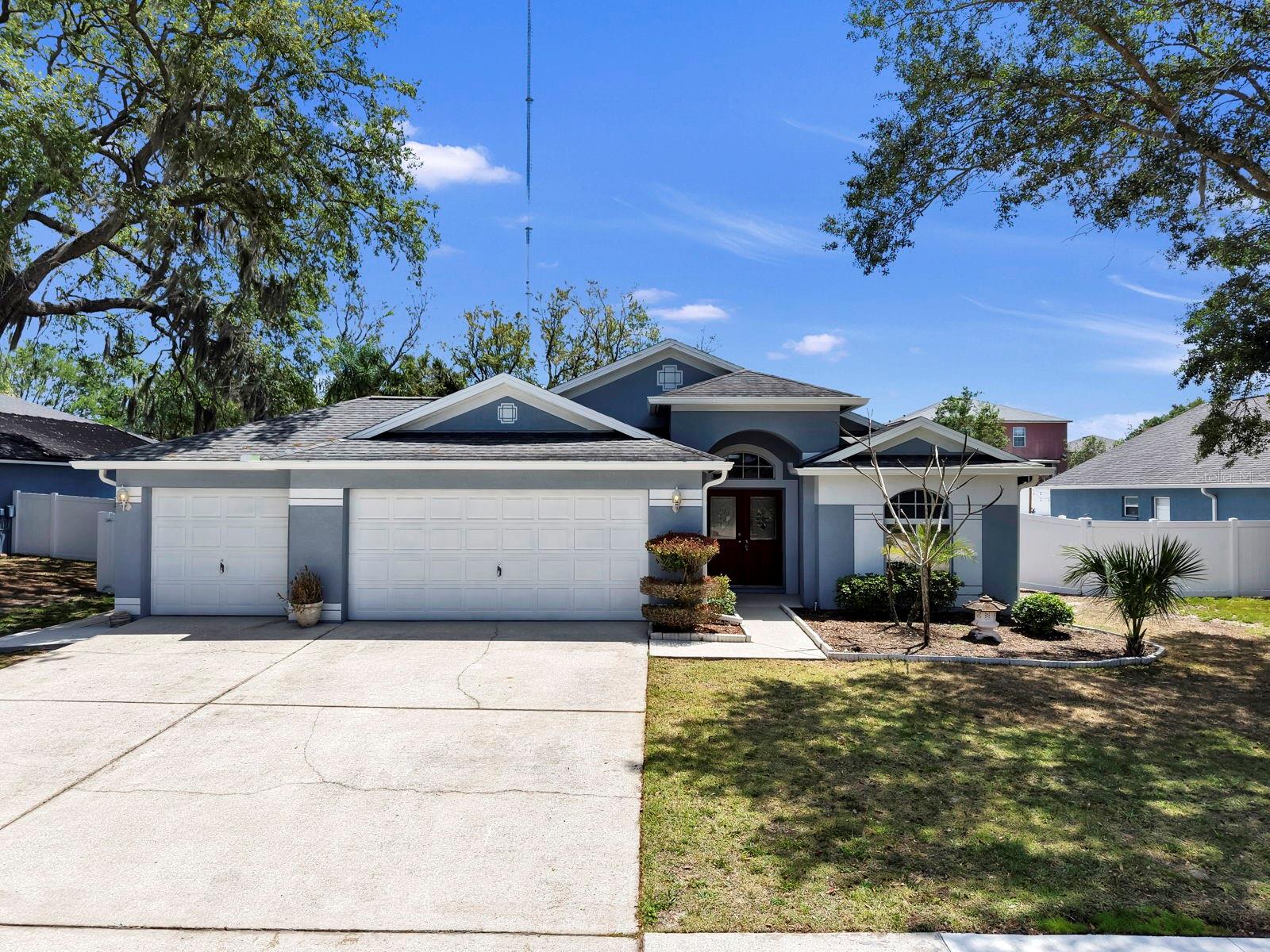 Image 5 of 69 For 10725 Deepbrook Dr