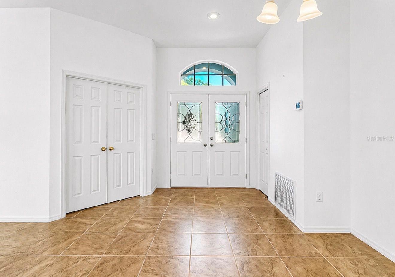 Image 8 of 69 For 10725 Deepbrook Dr