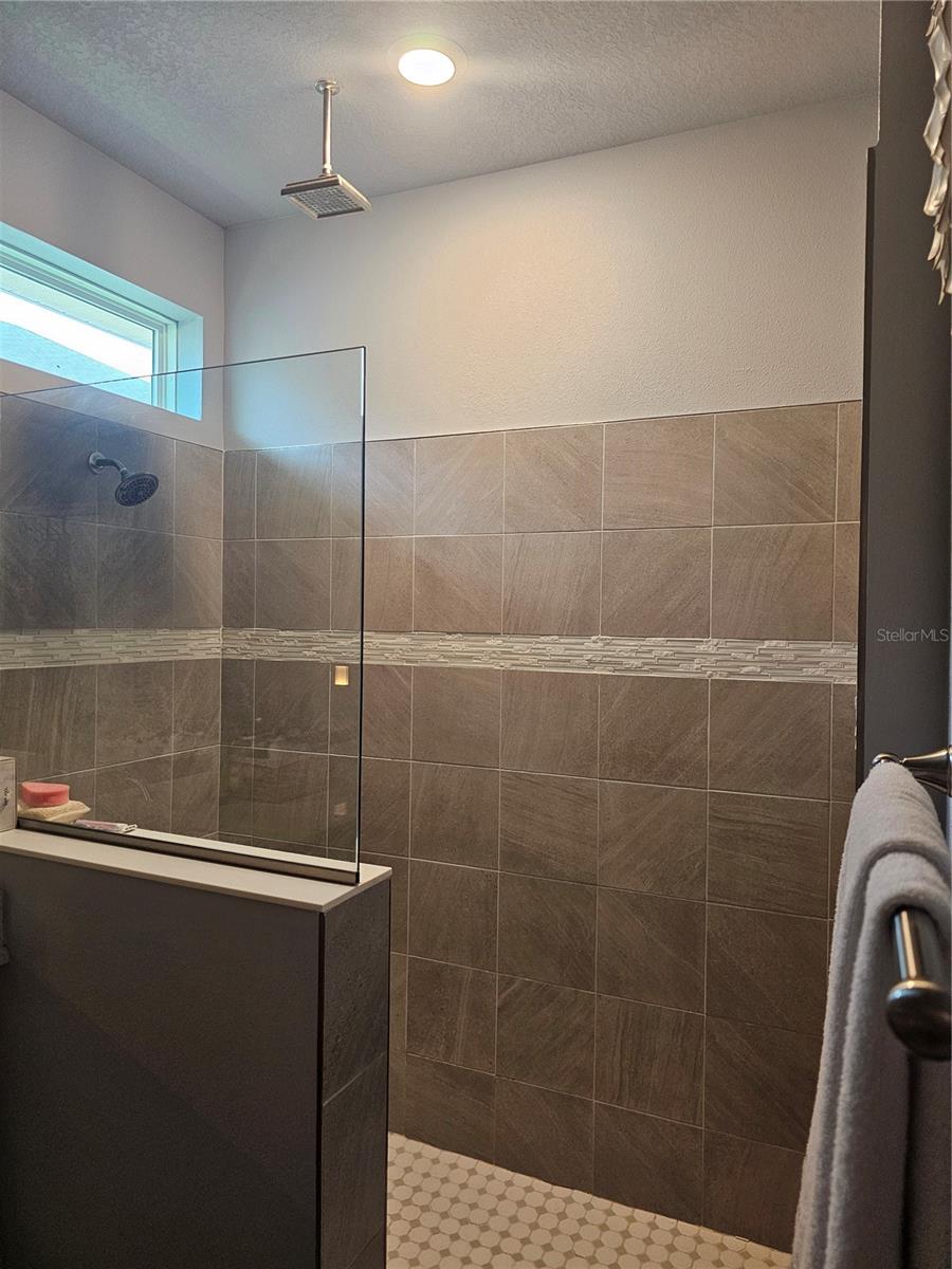 Image 16 of 21 For 3618 Persimmon Park Drive