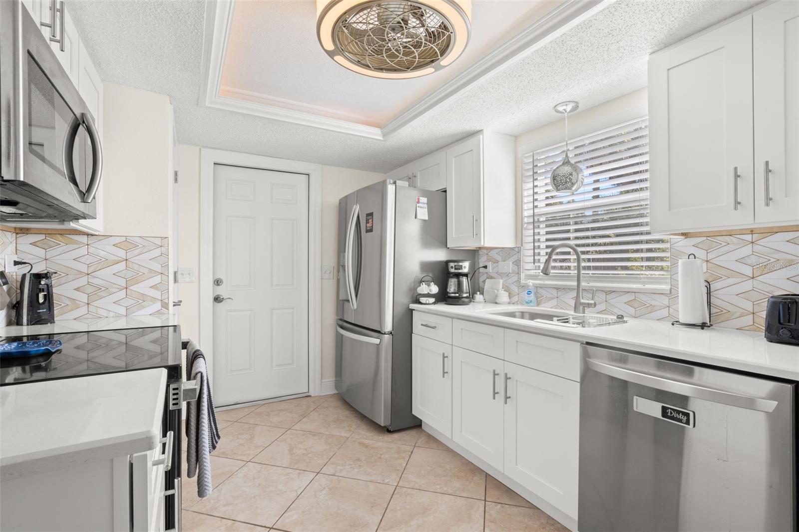 Image 12 of 48 For 7418 Islander Lane