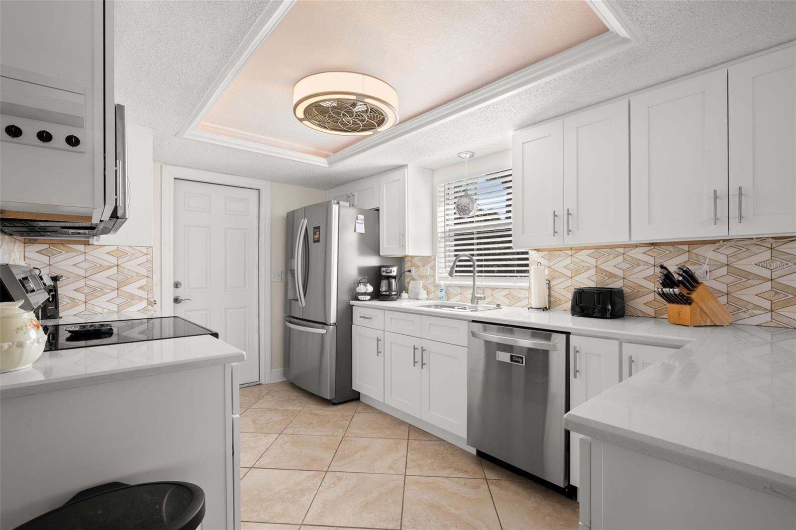 Image 13 of 48 For 7418 Islander Lane