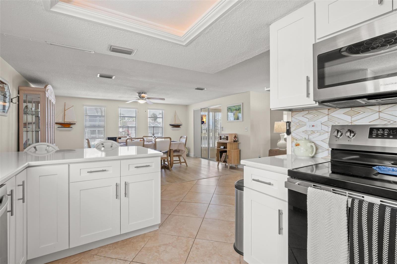Image 15 of 48 For 7418 Islander Lane