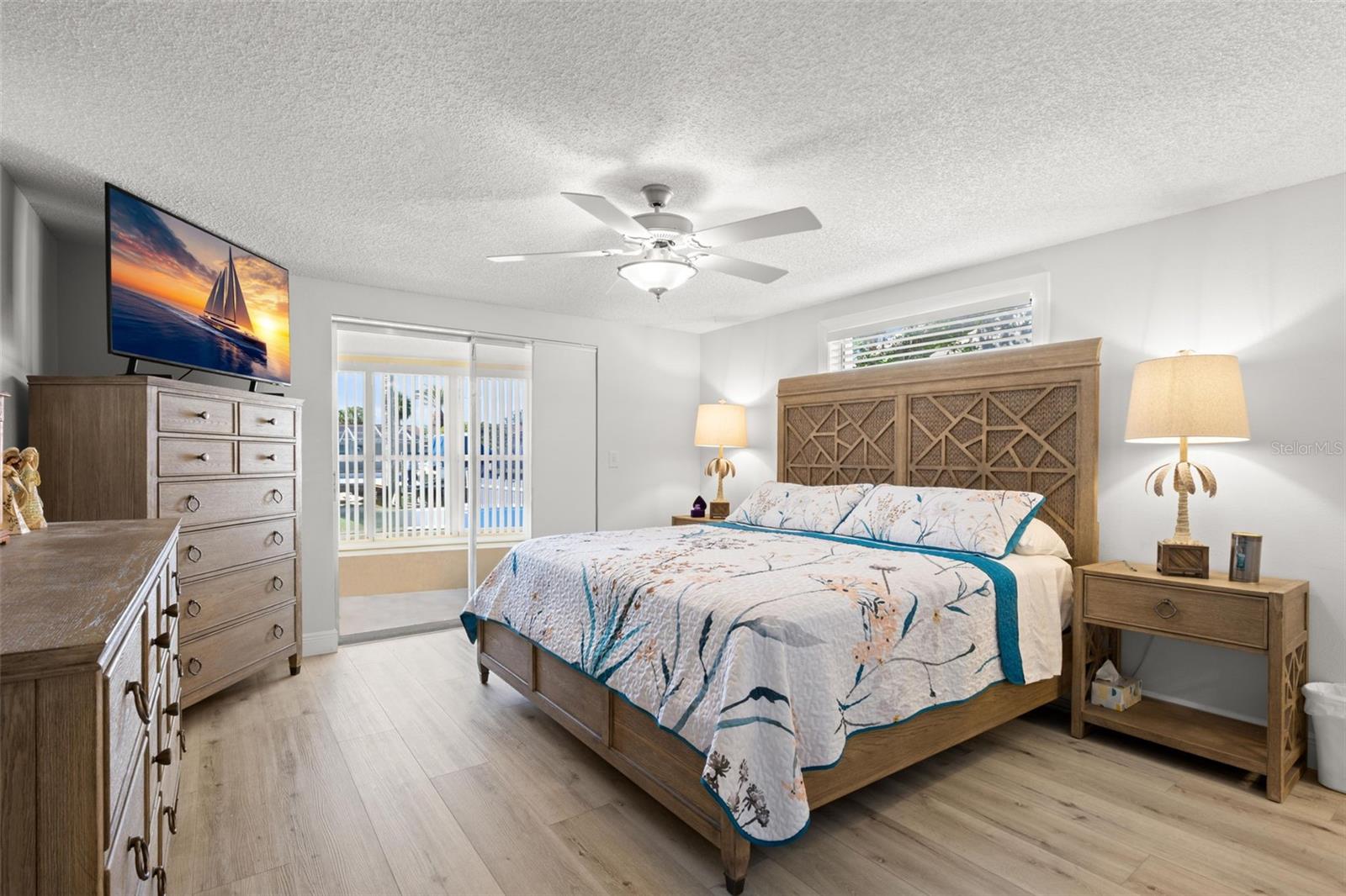 Image 17 of 48 For 7418 Islander Lane