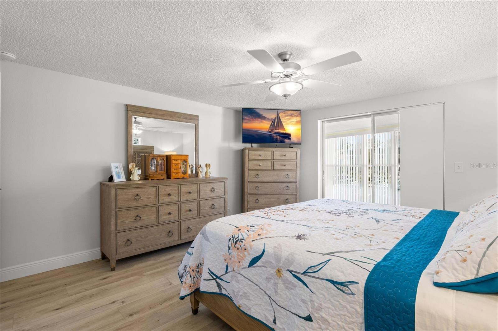 Image 18 of 48 For 7418 Islander Lane
