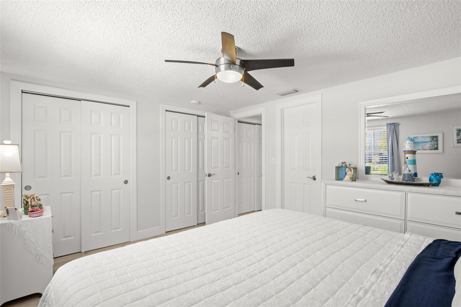 Image 23 of 48 For 7418 Islander Lane