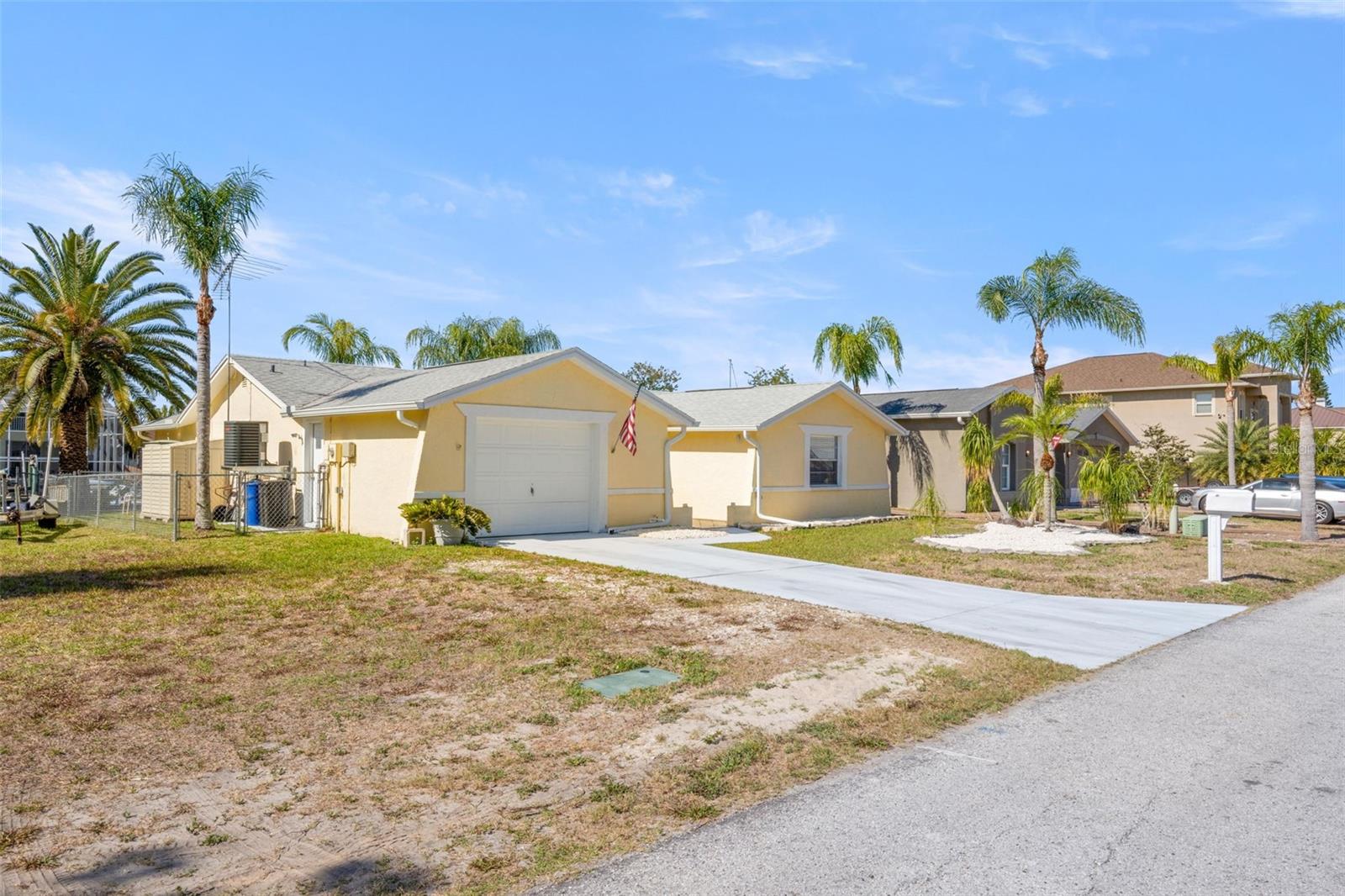 Image 33 of 48 For 7418 Islander Lane