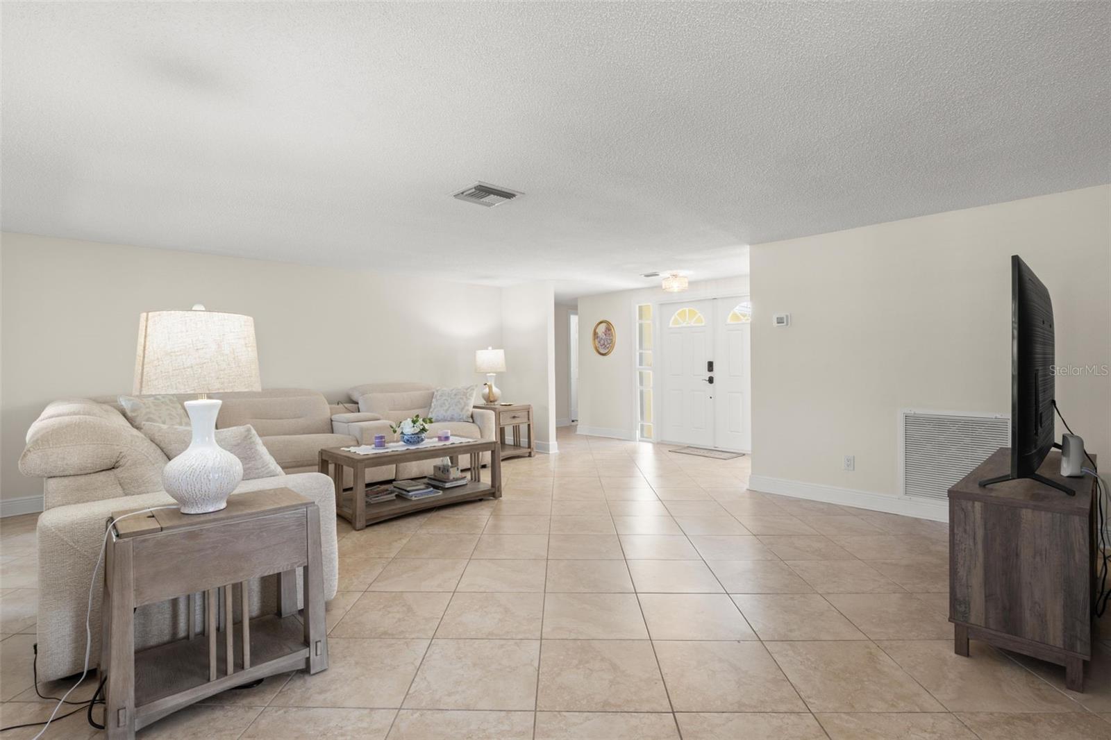 Image 6 of 48 For 7418 Islander Lane
