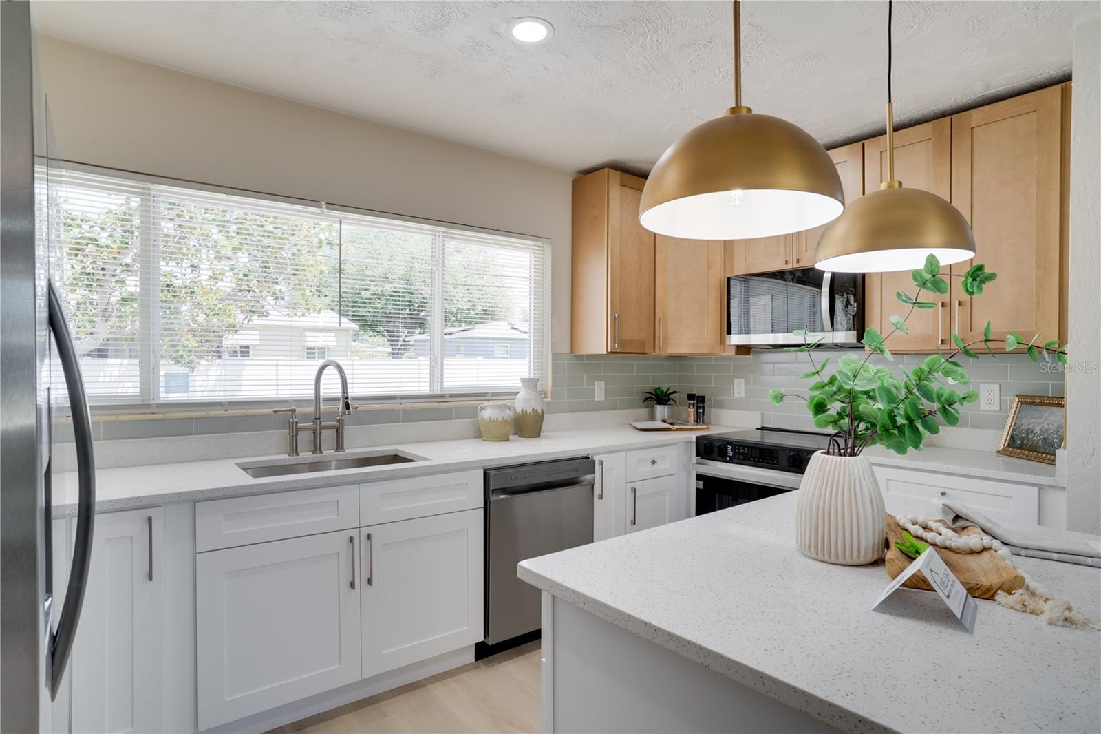 Image 11 of 36 For 4545 25th Avenue N