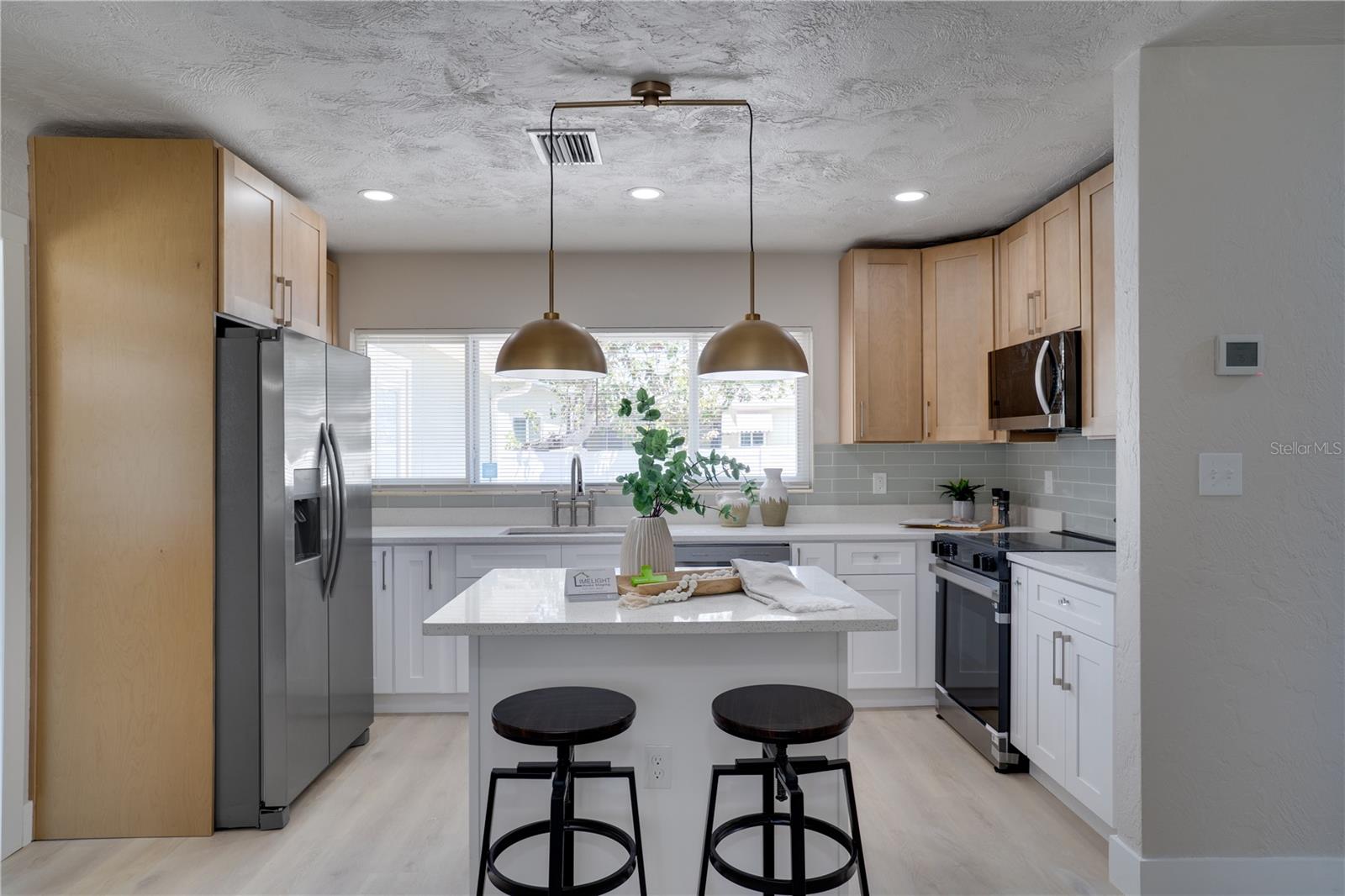 Image 9 of 36 For 4545 25th Avenue N