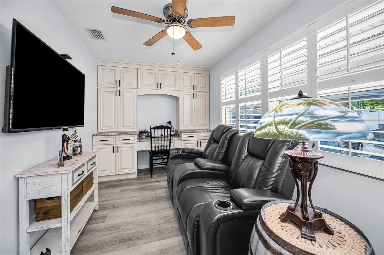 Image 17 of 53 For 5216 81st Street N 5