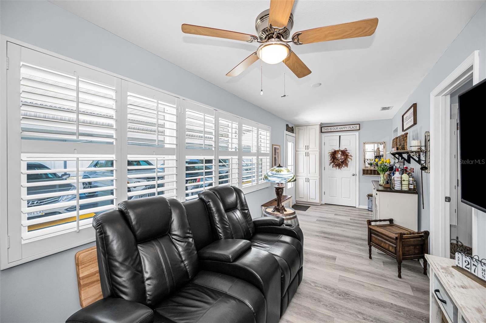 Image 19 of 53 For 5216 81st Street N 5