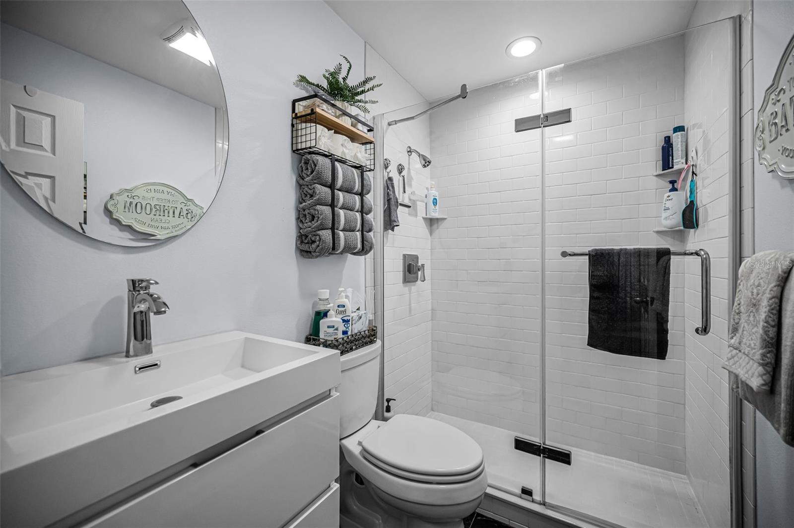 Image 27 of 53 For 5216 81st Street N 5