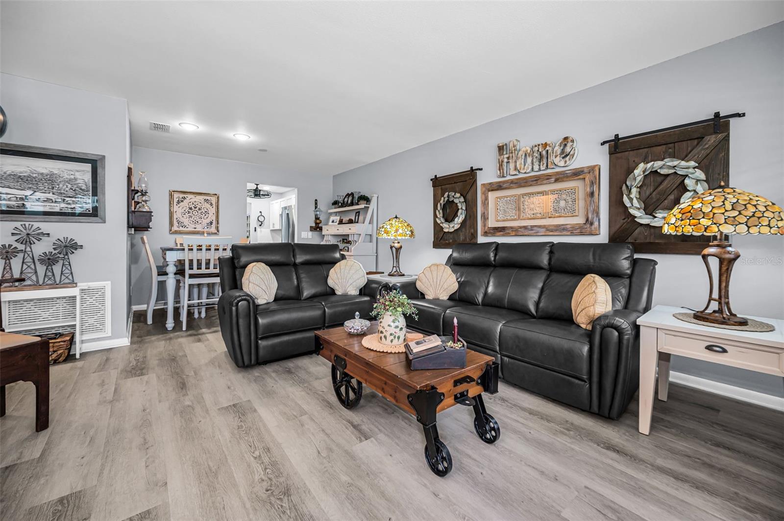 Image 7 of 53 For 5216 81st Street N 5