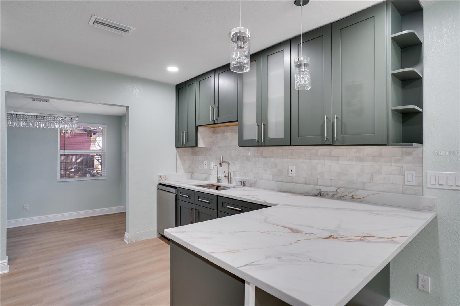 Image 13 of 28 For 4029 13th Avenue S